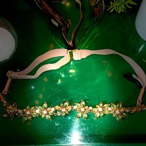 BCBG adjustable crystal/brass belt…one size